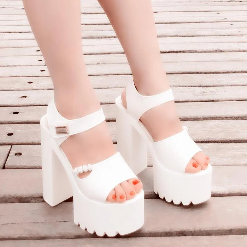 Fishmouth 15cm yüksekliğinde topuk ayakkabılar kadın yaz tokası platformu kaba peep toe beyaz siyah seksi sandaletler