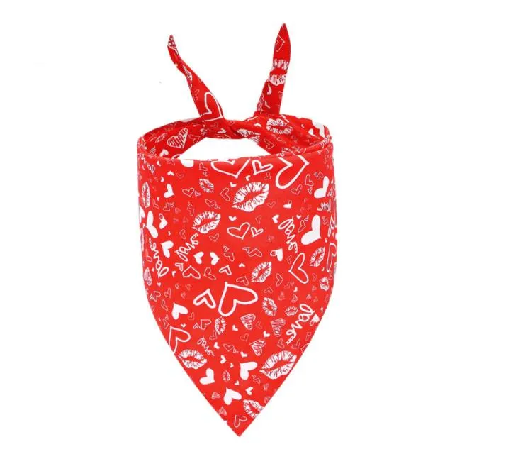 Dog Apparel Valentines Day Dogs Bandanas Double Sided Pet Triangle Scarf Dog Saliva Towel Pet-Supplies Valentines-Day Supplies SN3127