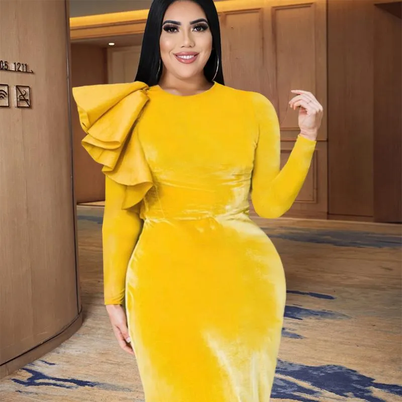 حجم كبير فساتين المخملية لحفلة عيد الميلاد غمد Bodycon كم كامل كوكتيل النساء الملابس مثير شق حفلة موسيقية ثوب وتتسابق