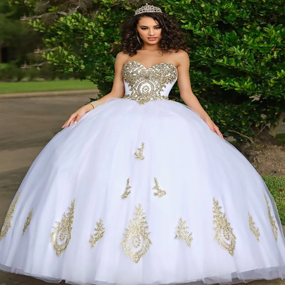 Cinderalla White QuinceaneraドレスゴールドレースPROM 2021コルセット女性Robe deSoiréeMariageフォーマルVestidos 15AñosAbiti da Cerimonia