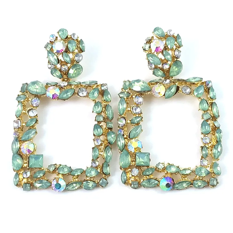 Ny ankomst färgglada kristaller kvadratmetall dangle örhängen högkvalitativa mode rhinestone smycken tillbehör till kvinnor grossist