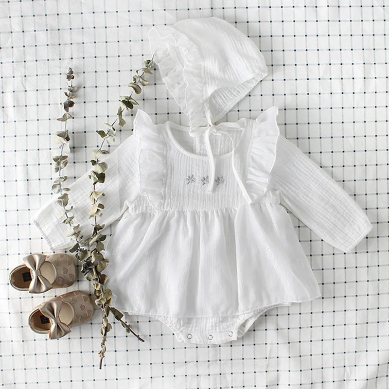 2021 Nouveau printemps bébé fille body blanc rose broderie fleur volants combinaison avec capuchon nouveau-né style mignon vêtements pour enfants 1582 B3