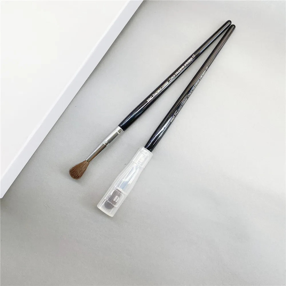 Pro Precision Crease Eye Makeup Brush sep # 17 - Small Long Hair Eye Shadow Blandning Kosmetika Skönhetsverktyg
