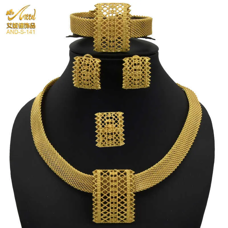 Biżuteria Luksusowa Łańcuch Naszyjnik Afryki Zestaw Biżuterii 24K Dubai Gold Color Indian Arab Collection Set Sets Kolczyk Dla Kobiet H1022