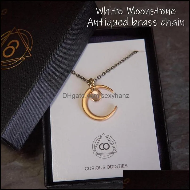 New Retro Sun Moon Glow Chain Necklace Ethnic Style Moon Horn Moonstone Pendant Alloy Necklace For Women