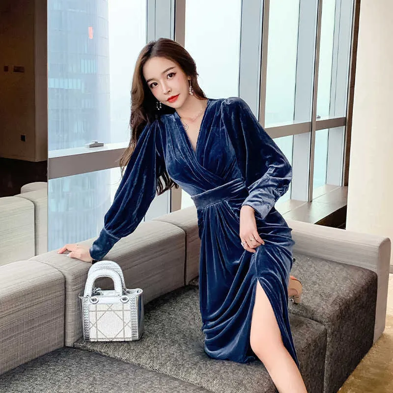 Korean Blue Velvet Maxi Maxi Dress for Women - Long Sleeved V-Neck Party Wear for Autumn