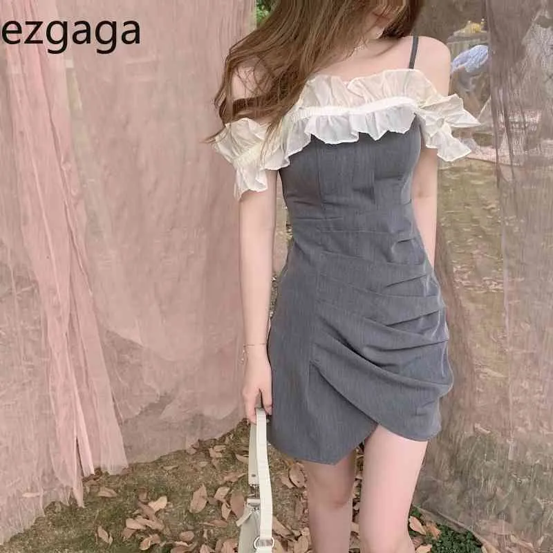 Ezgaga sommar ny Mini klänning Kvinnor Kortärmad Av axel Ruffles Mesh Patchwork Sexig Bodycon Lady Korean Fashion Dress 210430
