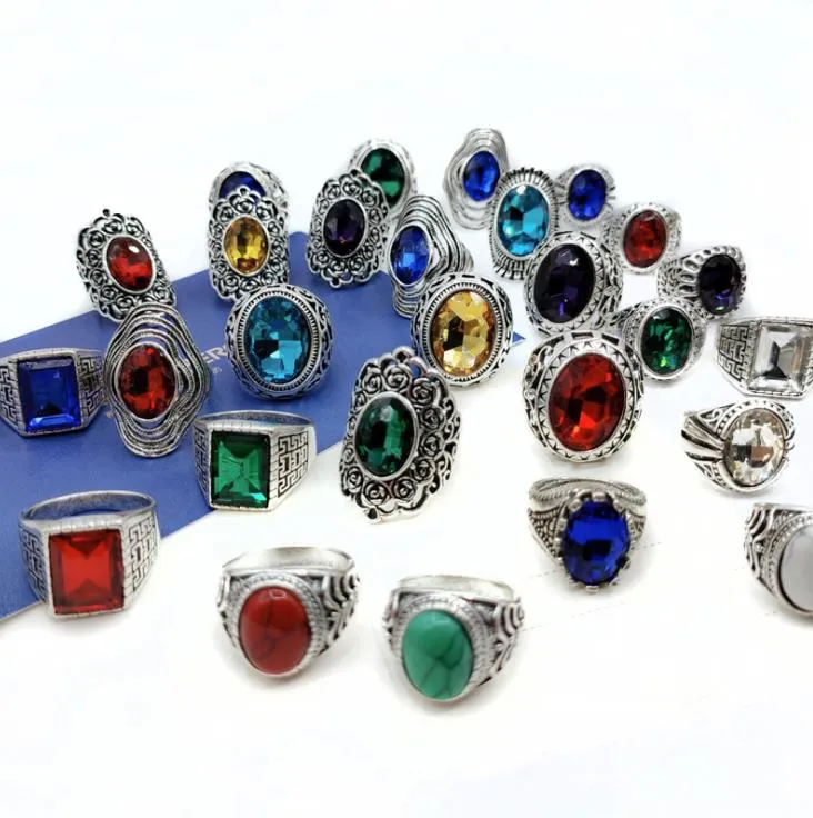 Cluster JewelryWholesale 50st Mix Lot Antik Sier Rings Mens kvinnor Vintage Gemstone Jewelry Party Ing Ring Ship Drop Delivery 2021 Tkifa