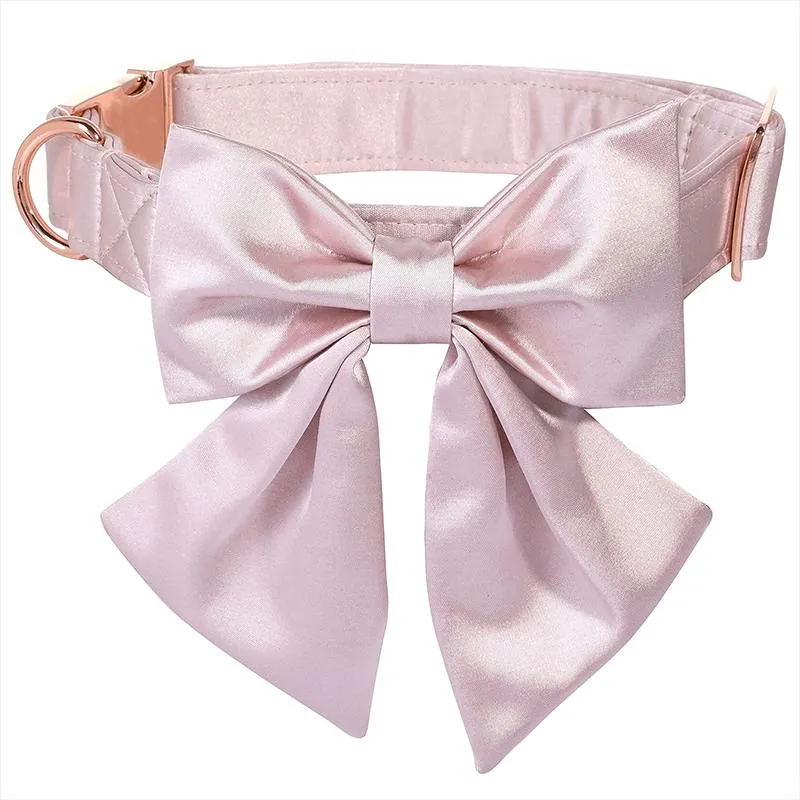 Dog Collar Leashes Unik Stil Paws Pink Silk Collar Puppy med Bowtie Justerbar PET Gift för Små Medium Stor