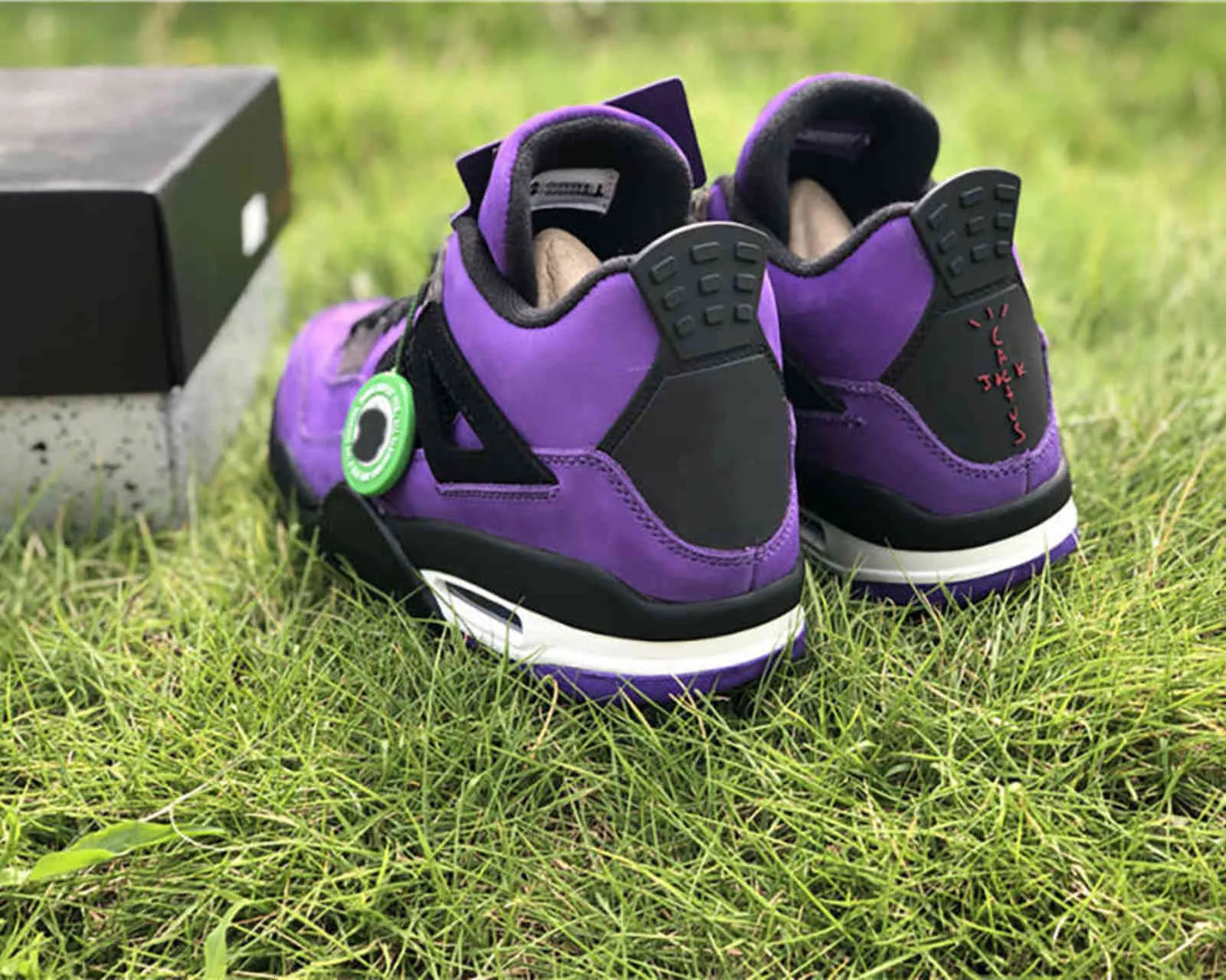 Mens Basketball Shoes Black Purple Men Woman TS Cactus Jack x Jumpman 4 4s outdoor running trainers sport Sneaker With Box