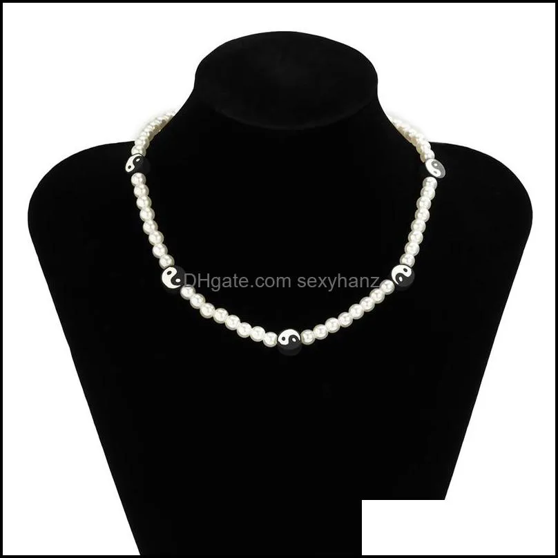 Retro Imitation Pearl Beaded Necklaces Black White Soft Pottery Piece Chain Women Single Summer Party Dress Necklace Jewelry Accessories