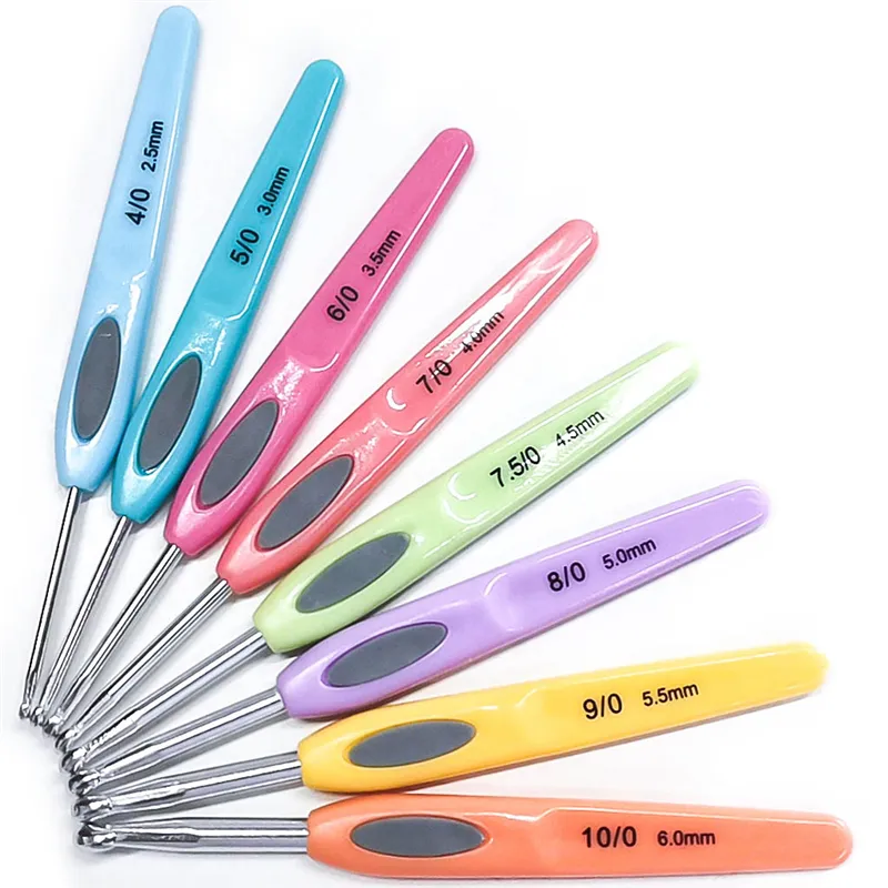 Brand New! 6 pcs Set Aluminum Crochet Hooks Sizes 2.5mm 3.0mm, 3.5