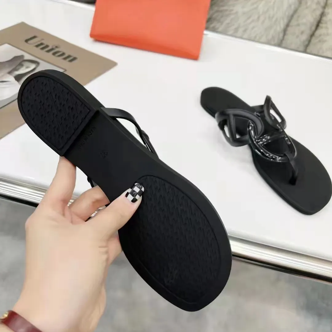 2022 NEW Women summer flip flops slippers fashion pig nose designer slides sandals beach slipper shoes 35-41