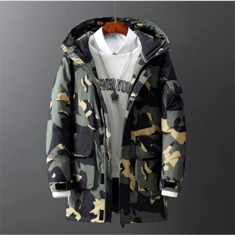 Outillage pour hommes Doudounes Casual Camouflage Solide Couleur Hommes Vers Le Bas Vêtements D'hiver Épaissir Chaud En Plein Air Hommes Manteaux À La Mode 211104