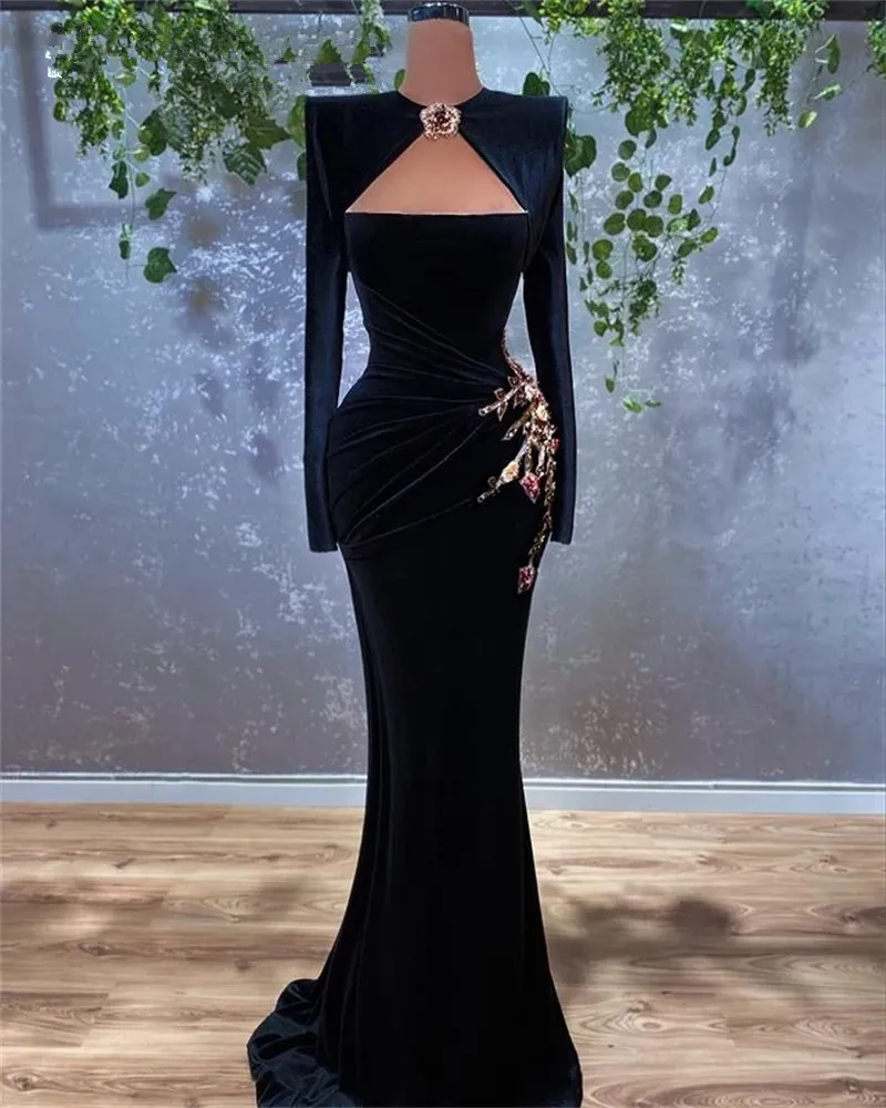 Sexy schwarze veet o Hals Abendkleider Kristallfalten formelle Kleidung für Frauen Meerjungfrau Partykleider Robe de Soire Femme