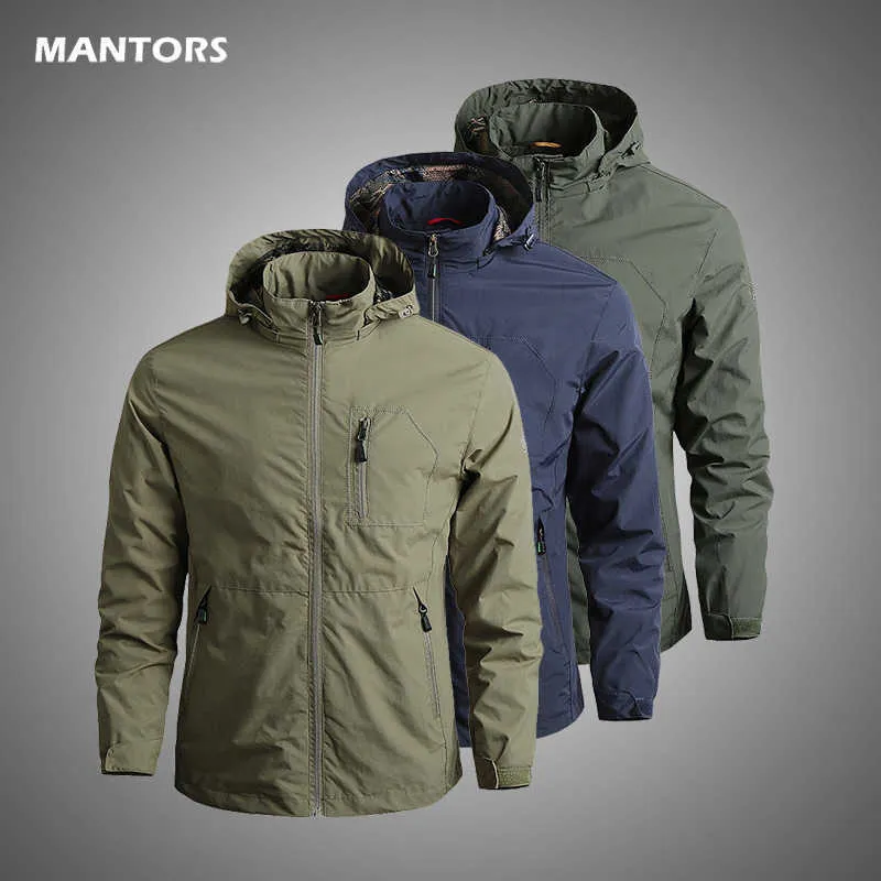 Mänskliga Jackor Taktisk Vattentät Bomber Jacka Hooded Windbreaker Män Outdoor Sports Quick Dry Jacket Lättviktsköld X0710