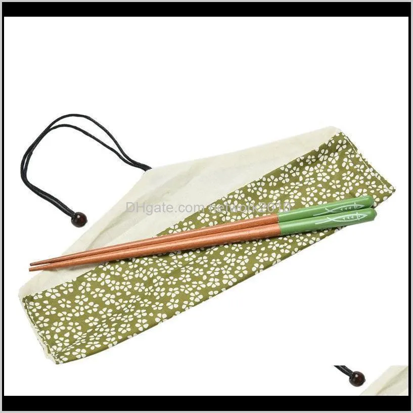 1 Pairs Japanese Chopsticks Wood Sticks Japan Sushi Tools Chinese Learn Chop Stick Non-slip Palillos Chinos