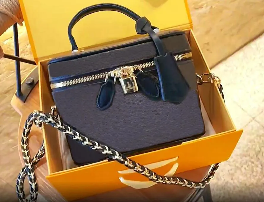 Ladies vanity hotsell bag online shopping