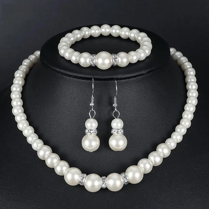 Earrings & Necklace Fashion Costume Imitation Pearl Bracelet Jewelry Sets Classic Silver Plated Clear Crystal Top Elegant Gift