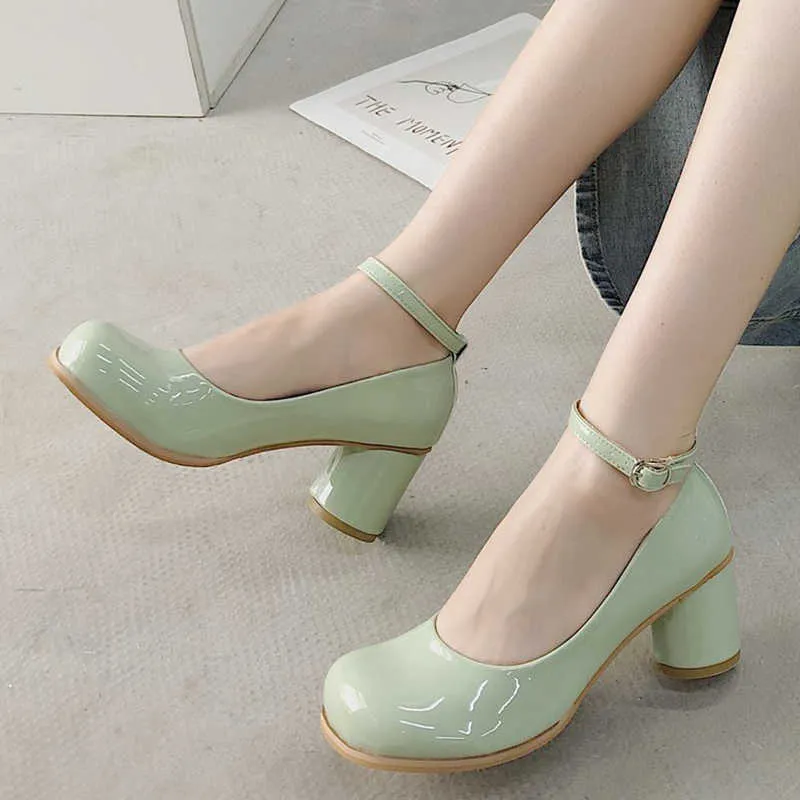 Rimocy Patent Leather Mary Jane Shoes Women Cute Round Toe Thick Heel Pumps Woman Fashion Ankle Buckle Single Ladies 210528