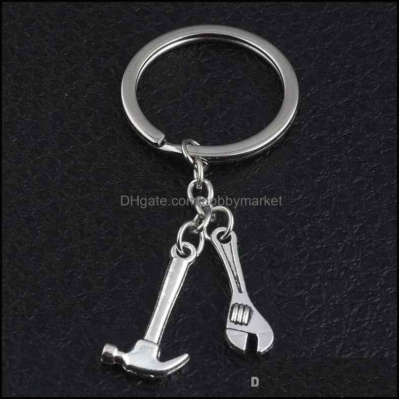 Keyring ``If Dad Can``t Fix It No One Can`` Hand Tools Keychain Hammer Screwdriver Wrench Charms Key Ring Key Hold Fashion Jewelry