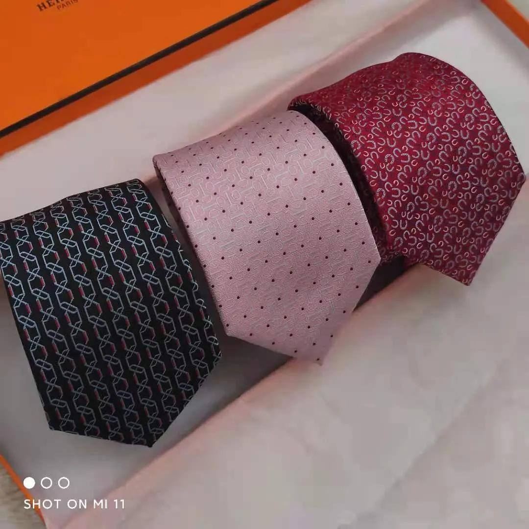 high quality yarn-dyed silk tie brand men's business tie striped Neck Ties gift box