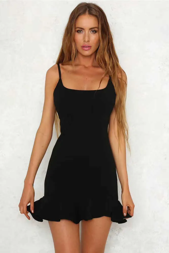 女性のセクシーなファッションレッドブラック包帯ドレスイブニングセレブレーヨンニッククラブシックフィッシュテールミニパーティーヴェスティド210527