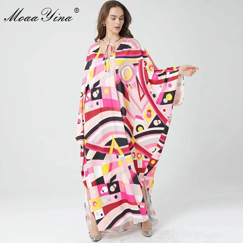 Wiosna Moda Runway Maxi Sukienka Kobiety V-Neck Batwing Rękaw Geometria Drukuj Luźne Plus Rozmiar Knit Długie 210524