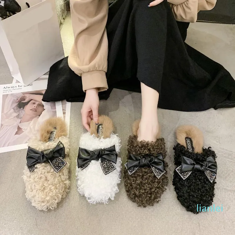 Slippers Sapatos Casa Mulheres Pantofle Slides Flock Butterfly-Knot Fashion Flow Flow Flops Inverno Calçado Capa de Tee Massagem FL