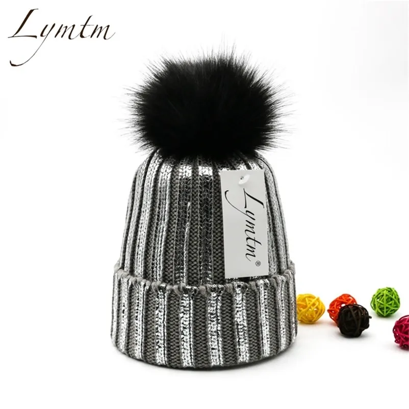 Inverno Metallico lavorato a maglia 13CM Pompon Beanie Cappello Donna Moda Pelliccia sintetica Pom pom Bronzo Caldo lavorato a maglia Cappelli Ragazze Berretti Berretti 220107