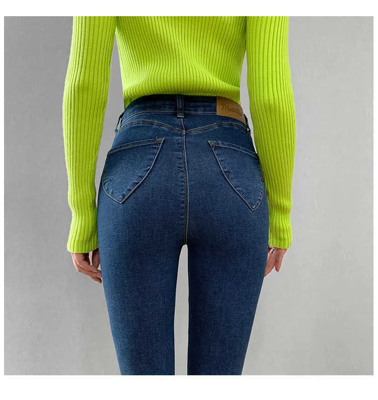 Sexy Peach High Waisted baggy jeans with Love Pocket and Sexy Peach High Waisted baggy jeans with Love Pocket and