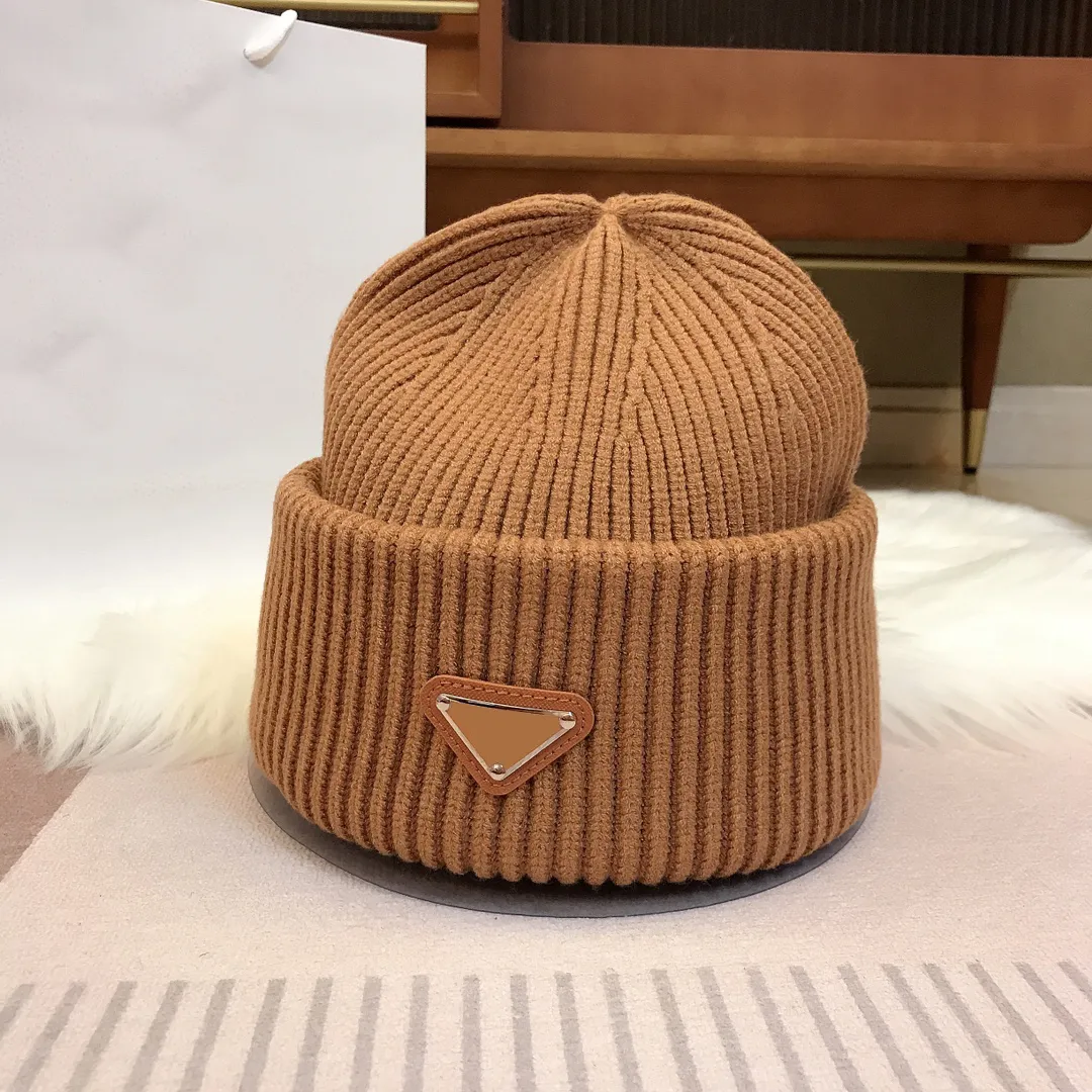 Berretti di lana firmati da donna, moda uomo, cappello lavorato a maglia, lusso, cappello da pescatore in cashmere, berretto casual con ricamo in seta, cappellini all'ingrosso invernali