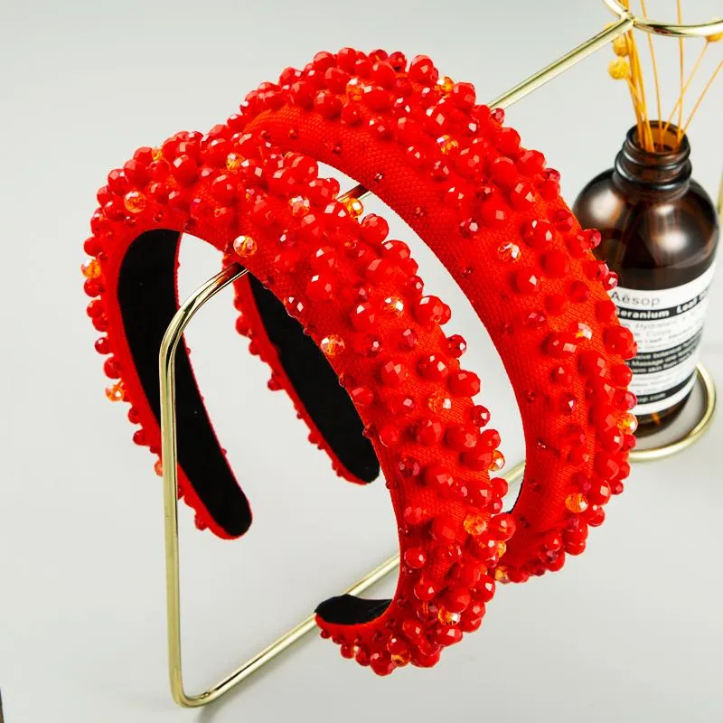Personlighet barock röd kristall pannband för kvinna vintage handgjorda ris pärlor hår båge bröllop fest tillbehör klämmor