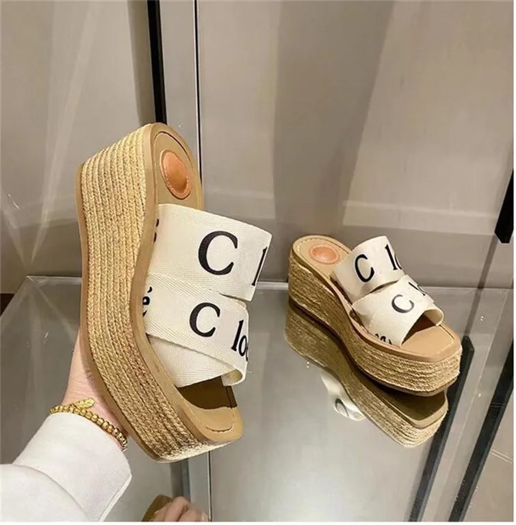 Nyaste märkesskor för kvinnor, träiga tote-skor Plattform Sliddes Designer Tofflor Wedge mule i canvas Läder Platt espadrille Mode Sommar Beach Högklackat STORLEK 35-42