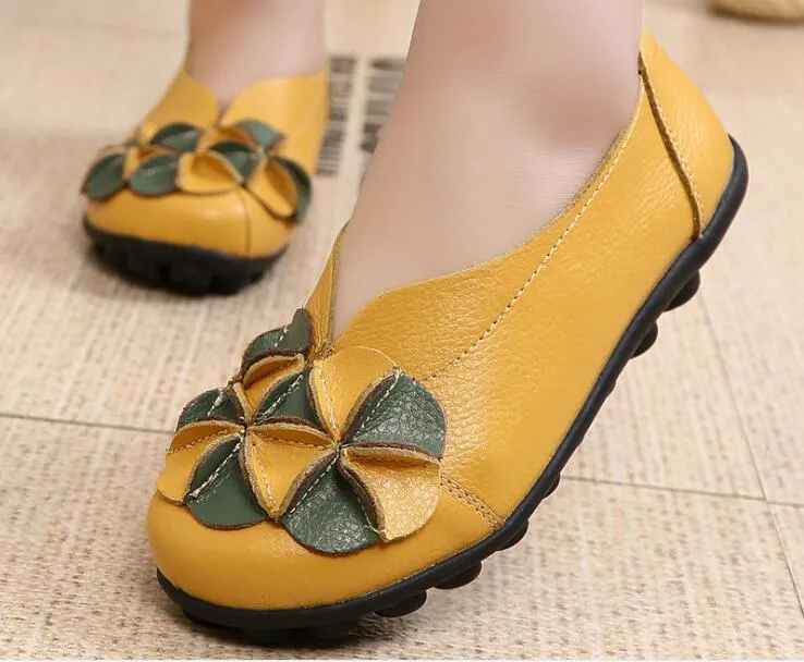 2021 spring and autumn women's shoes flat-bottomed flowers large size foreign trade casual shoes