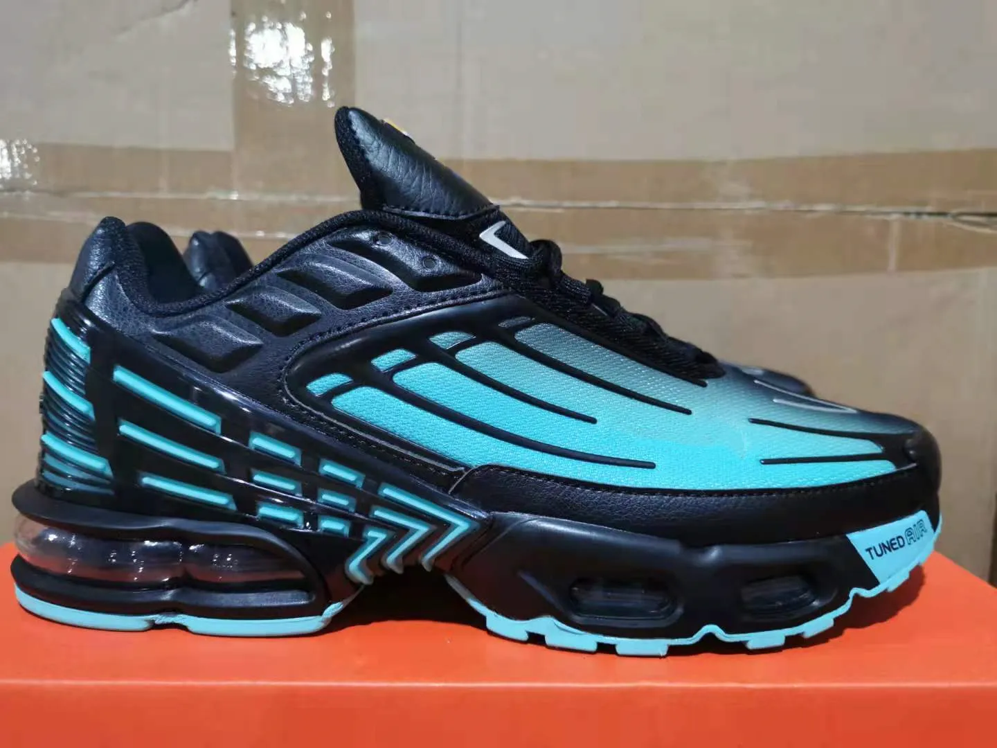 Nike air max plus on sale 3 homme hyper violet