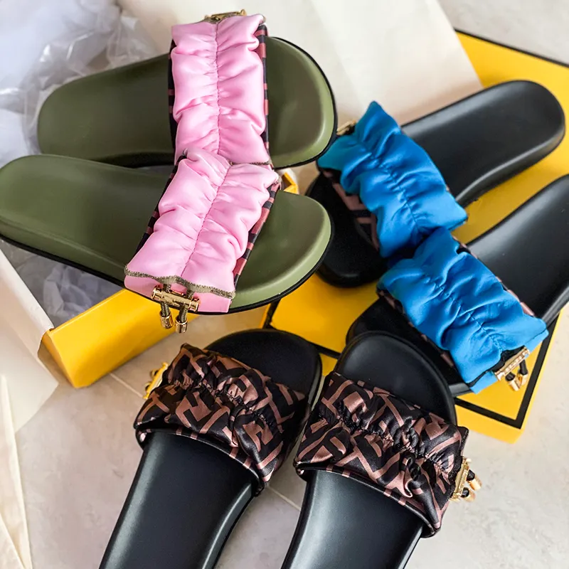 Damens tofflor Fashion Satin Slide Designer Slides Sandaler med guldpropp och dragkammare klassisk hampa sommar utomhus strand platt flip flops vuxna tofflor