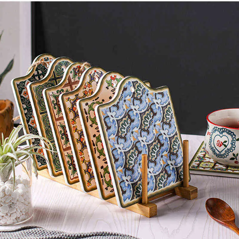 Set Of 4 Foldable Wooden Tree Coasters & Stand - Heat Resistant Beech Trivets For Hot Pots, Plates & Mugs