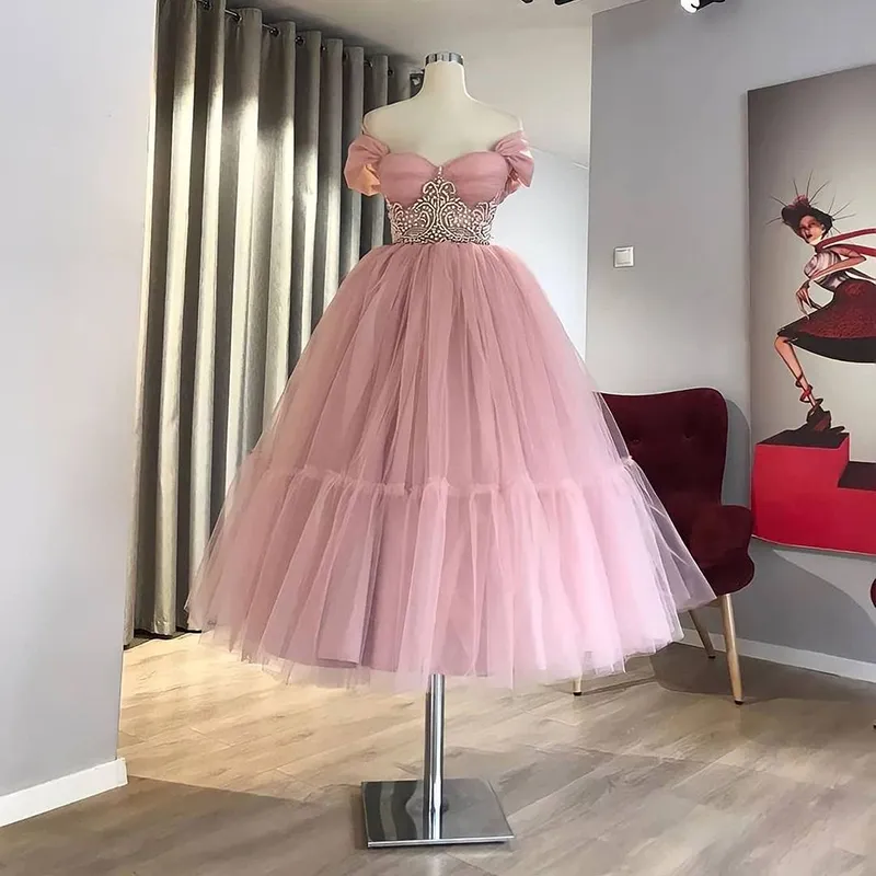 Princess Pink Prom Dress Short 2021 Off the Shoulder Graduation Party Wear Tulle Beads Girl Quinceanera Homecoming Gowns