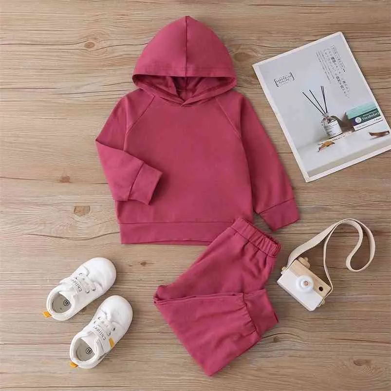 Vinter barn sätter avslappnad långärmad hooded solid hoodies bodycon byxor söta 2pcs tjejer pojkar kläder set 0-2t 210629