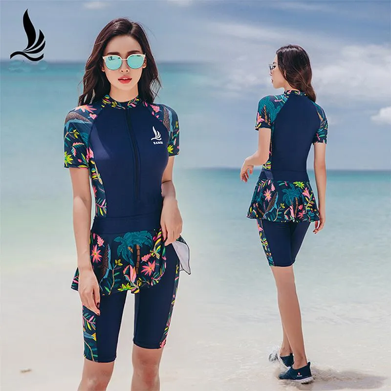 Women's Swimwear One-piece Swimsuit Shorts Sports Large Size Skirt Sexy Thin Section Beach Surf Clothing Short-sleeved