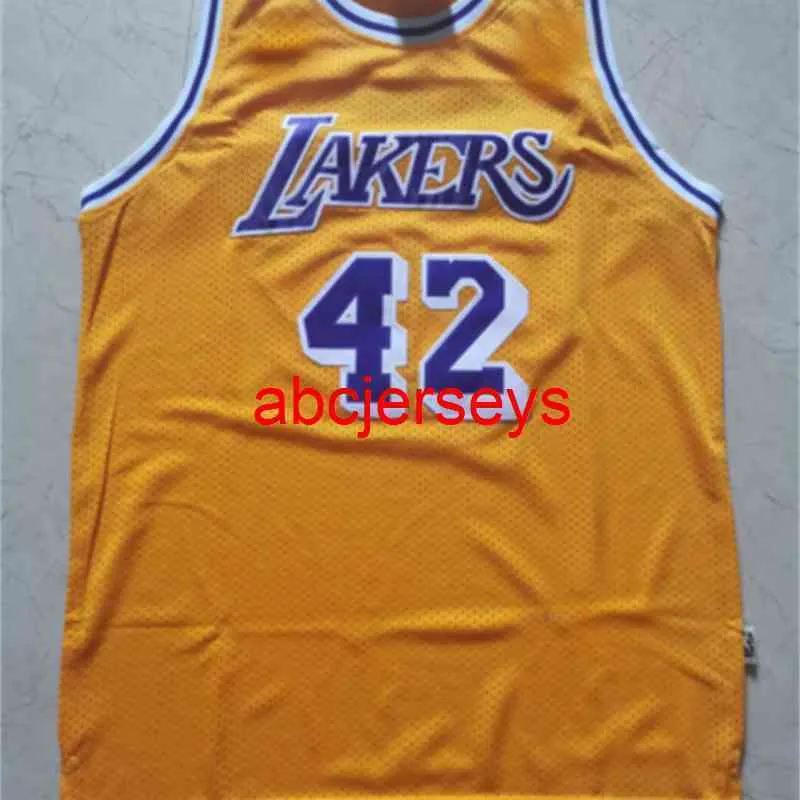 Ricamo completo # 42 James Worthy Maglia Swingman ritorno al passato gialla Maglia college retrò economica XS-6XL