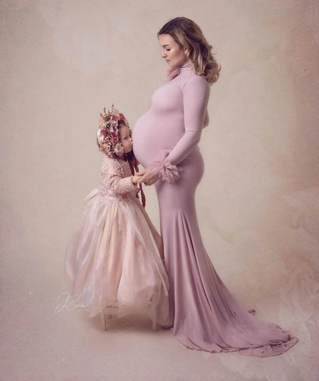 manweisi Plus Size Maternity Sleepwear Dress with Ruffle High Neck for Photoshoots Plus Size Maternity Dress: Elegant Ruffle High Neck Nightgown For Expectant  Mothers, Lightweight Sleepwear \u0026 Photoshoot Dress From Manweisi, $78.2 |  DHgate.Com