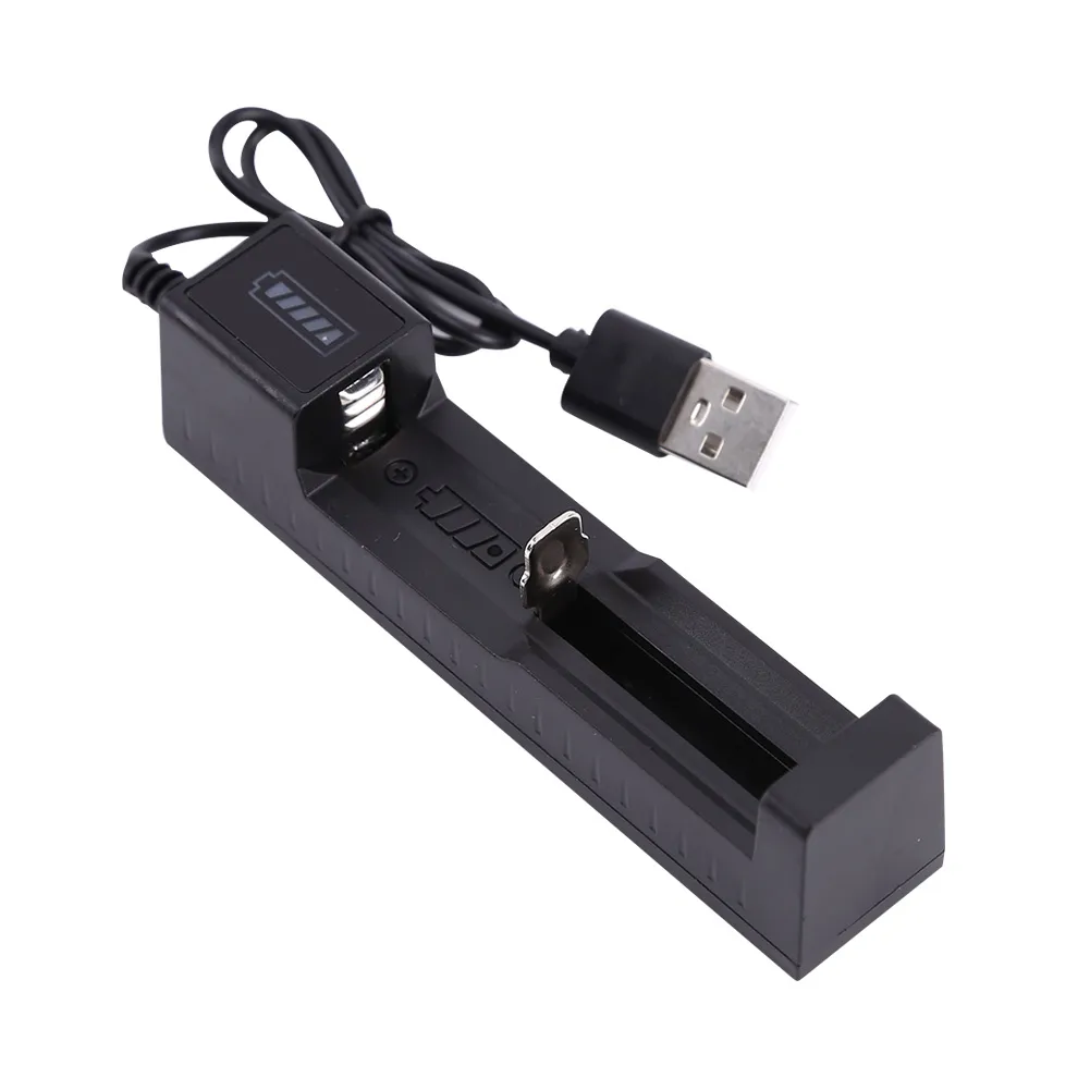 Universal 18650 batteriladdare Smart USB-laddning för uppladdningsbar litiumbatteriladdare Li-ion 18650 26650 14500 17670