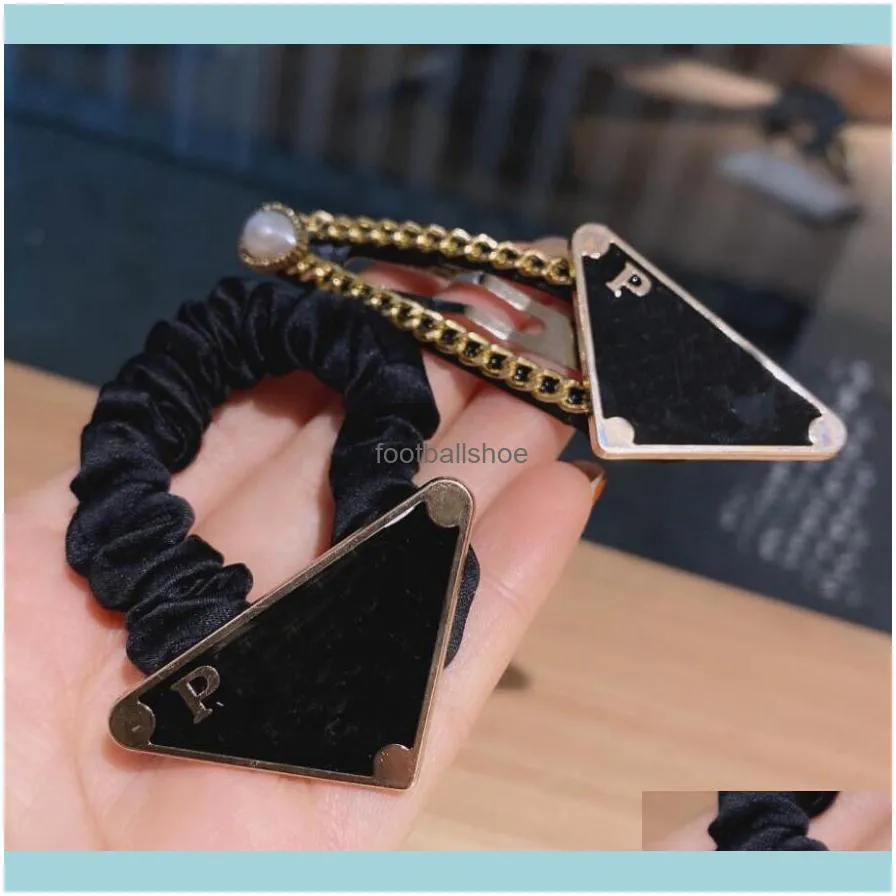 Korean Charm Women Girls Luxury Letters Print Barrettes Inverted TriangleLogos Chain Designer Hair Clips Fashion Simple Styles