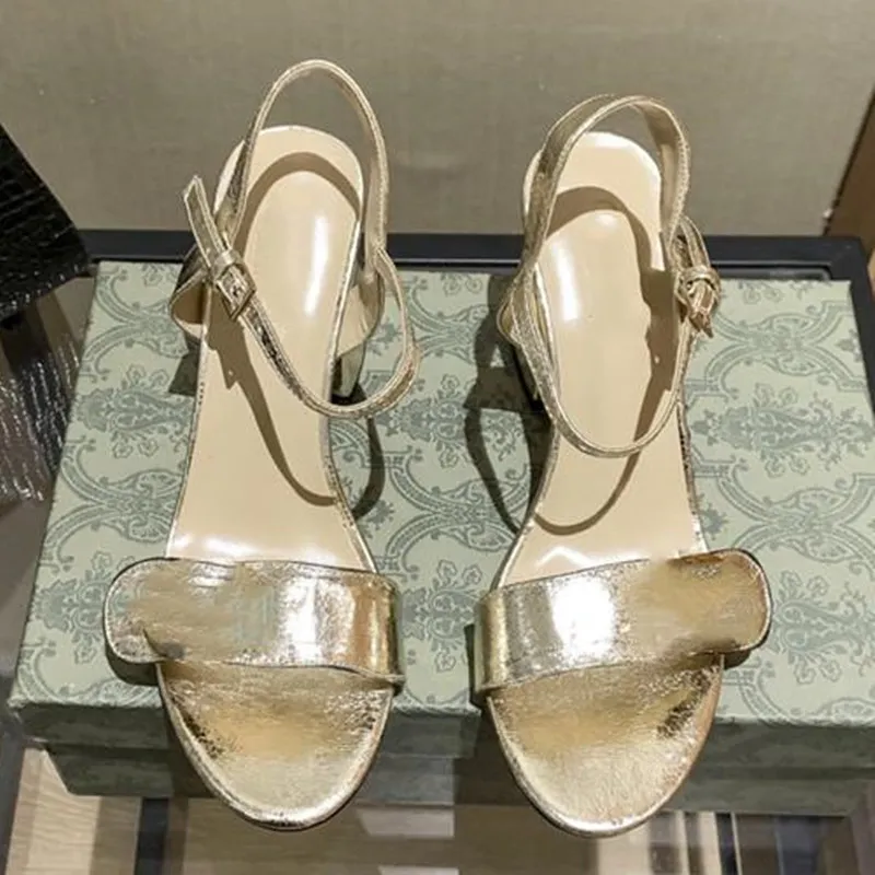 2021 Womens High Heel Sandal Slippery Ladies Designer Metal Rubber Platform Thick Heels Letters Luxury Sandals Boots Heatshoes