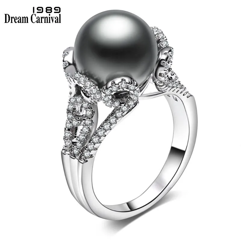 Cluster Rings Dreamcarnival1989 Brand Gray Big Synthetic Pearl with White Zirconia Flower Flower Bague Party for Women WA11564