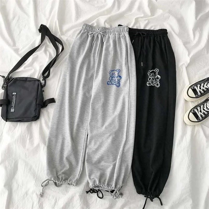 Qweek harajuku Oversize Women Sweatpants Jogging Sportbyxor Baggy Korea Fashion Cute Bear Print Sweat Byxor Casual Trousers 211008