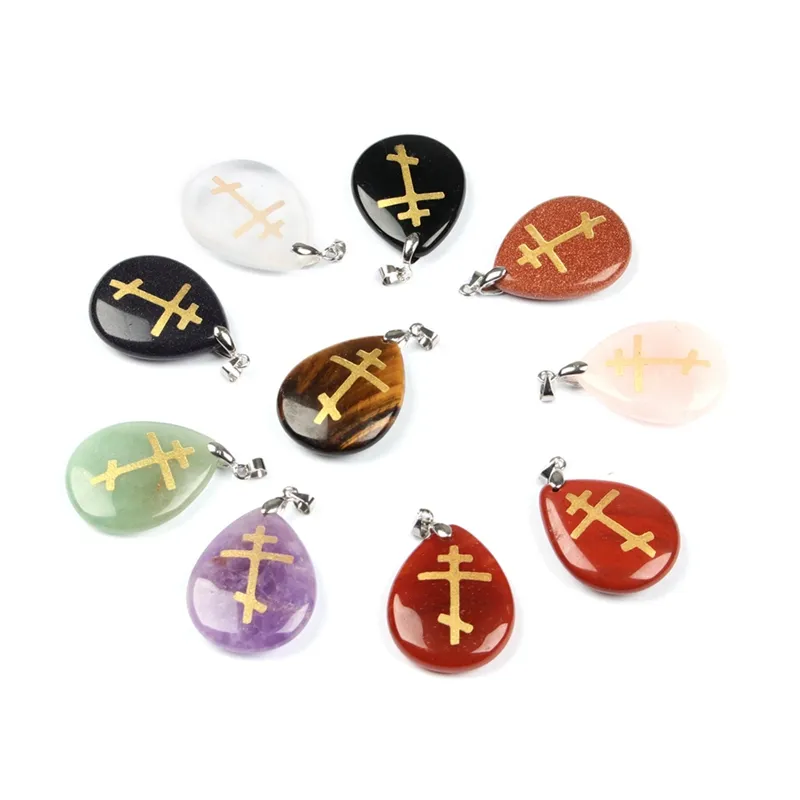 Natuursteen water drop vorm aura hangers ketting gegraveerd orthodox cross reiki symbool hanger genezing kristal amulet religie sieraden