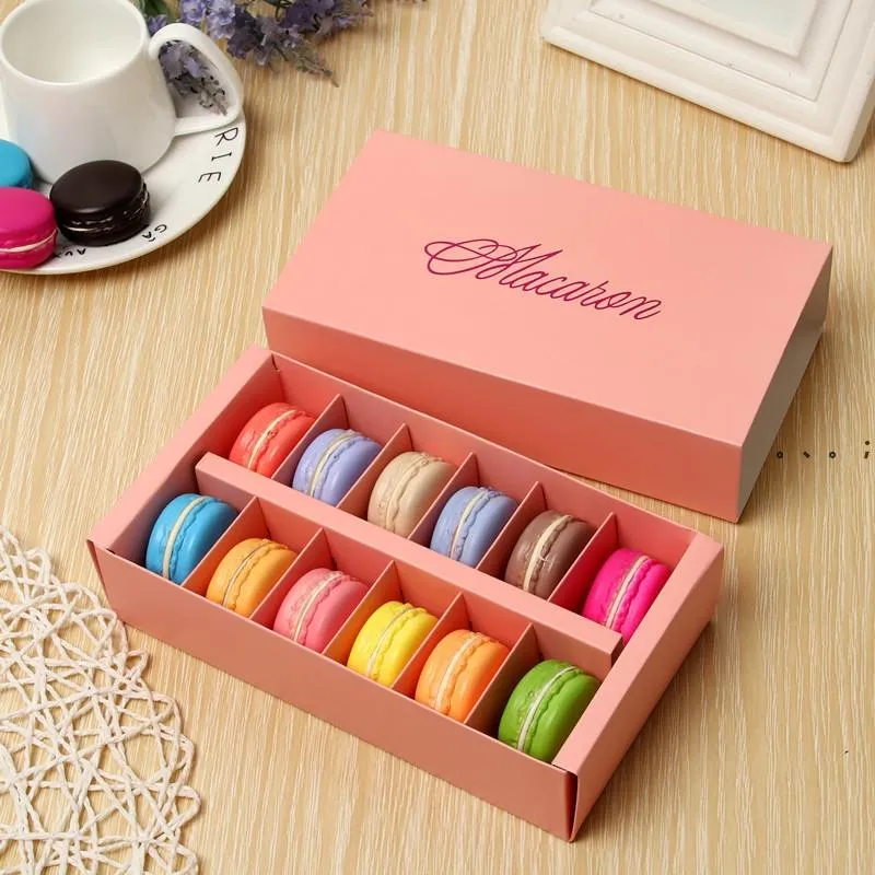 Yeni5 Renkler Şeker Renk Macaron Kutusu 12 Hücreleri Hediye Wrap Kek Bisküvi Muffin Kutuları 20 * 11 * 5 cm Gıda Ambalaj Hediyeler Paperrrd12129